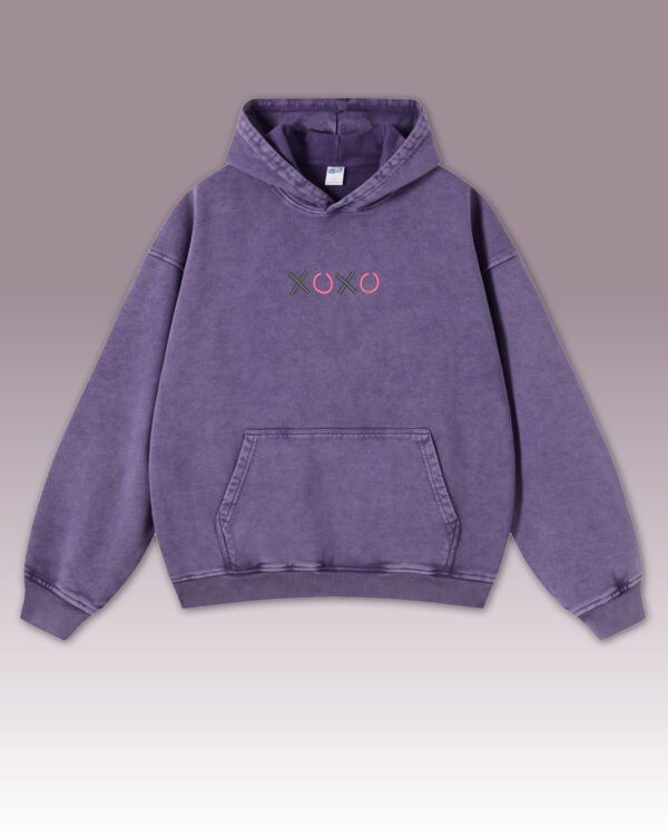Bluza oversize z kapturem <br>Haft XOXO <br>Efekt sprania